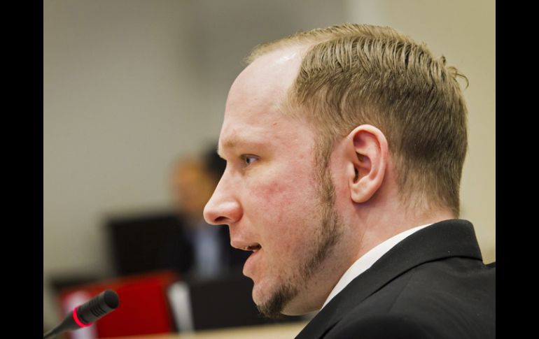 Anders Behring Breivik realizó un doble atentado que mató a 77 personas en Noruega. ARCHIVO  /