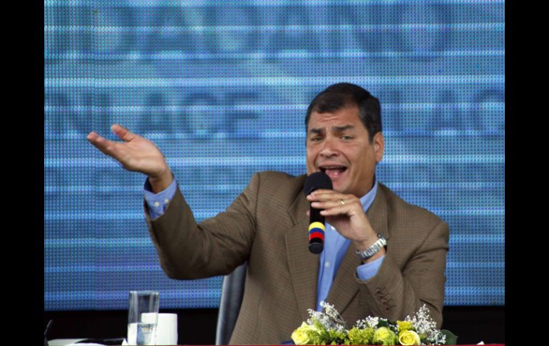 Rafael Correa rechazó lo que consideró amenazas groseras  de Gran Bretaña. AFP  /