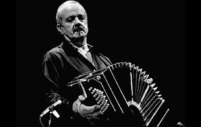 A 20 años de la muerte de Ástor Piazzolla, su estilo sigue vigente. ESPECIAL  /