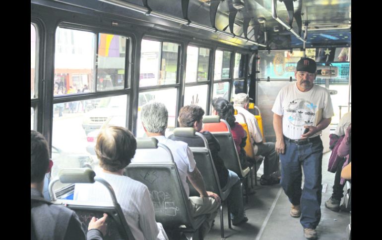 Incumplir la renovación de unidades es motivo de sanción para los camioneros, pero actualmente funcionan por la ciudad, al menos, 234.  /