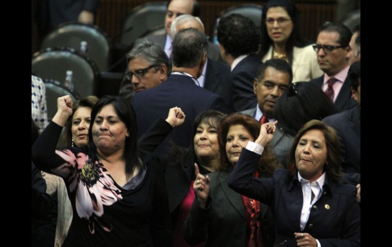 En la Cámara de Diputados habrá 184 mujeres, de 500 legisladores; en el Senado serán 42, de un total de 128. ARCHIVO  /