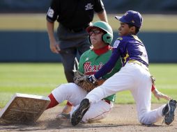 Acción del partido en el que México quedo fuera de copetencia en la Serie Mundial de Ligas Pequeñas. AP  /