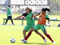 El equipo mexicano busca la clasificación a la segunda fase de la Copa del Mundo de Futbol Femenil Juvenil de Japón 2012. ARCHIVO  /