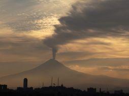 La Cenapred se mantiene alerta ante cualquier incremento en la actividad del volcán. ARCHIVO  /