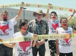 La cruzada del activista Javier Sicilia ha recibido apoyo en las ciudades estadounidenses a donde llega. EFE  /