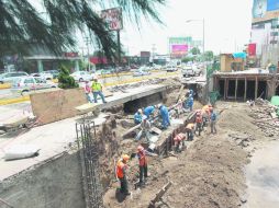 El cráter está ubicado en el carril lateral de López Mateos, en el tramo de la avenida Inglaterra a la calle San Gabriel.  /