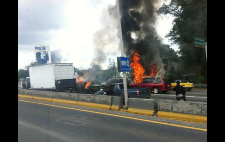 Las carreteras de ingreso a Guadalajara son constantemente patrulladas por personal de corporaciones policíacas. @julesProg ESPECIAL  /