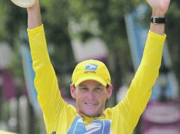 Armstrong, el campeón que venció al cáncer, ganó siete Tour de Francia y al que ninguna agencia antidopaje atribuyó un positivo. AP  /