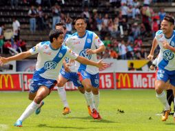 Diego de Buen (izq) fue el autor del gol de la victoria del Puebla. MEXSPORT  /