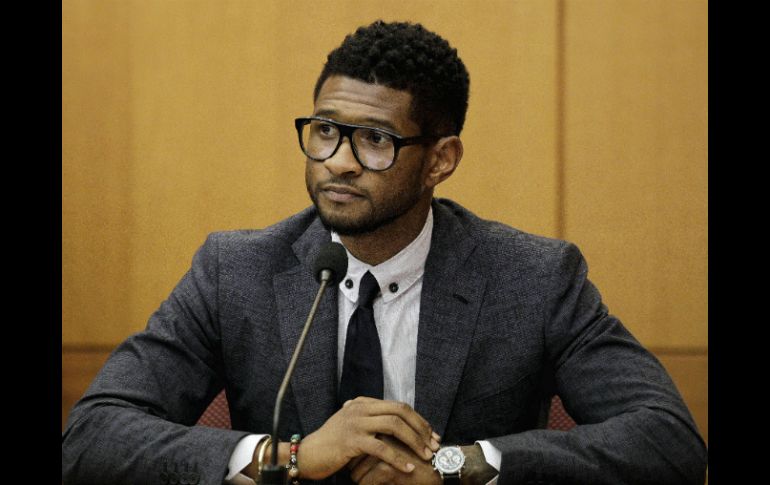 Usher se encuentra actualmente involucrado en la promoción del video de su nuevo sencillo titulado ''Dive''. AP  /