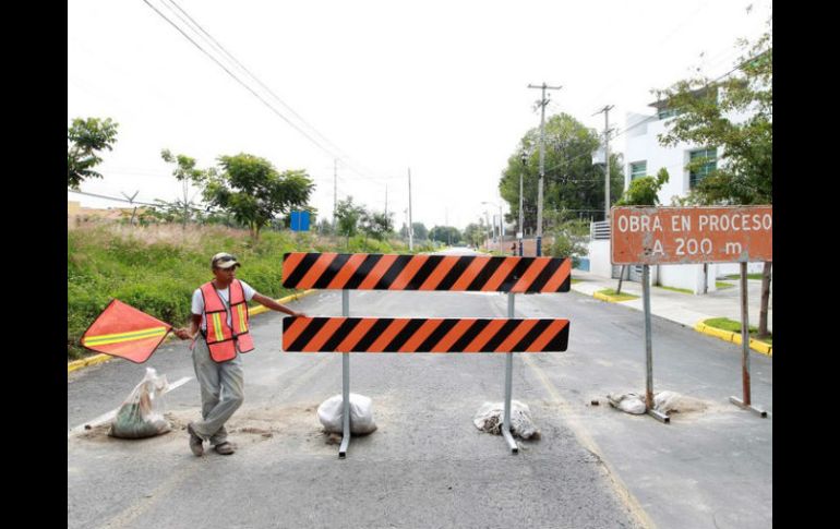 La obra fue suspendida argumentando revisión del proyecto para garantizar la movilidad no motorizada. ARCHIVO  /