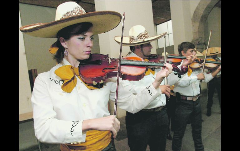 Fiesta de la música nacional. Agrupaciones de varios países se reunirán en la ciudad para exponer el arraigo del mariachi en el mundo  /