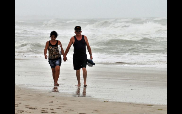 Aunque se está alejando, ''Ileana'' causará nublados, vientos de moderada intensidad y lluvias importantes en la costa. EFE  /