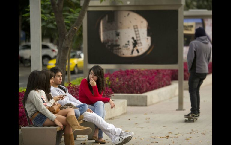 Paseo Chapultepec será el escenario donde se compartirán con demás poetas jaliscienses, textos originales. ARCHIVO  /