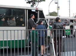 Las vallas metálicas rodean la sede del Tribunal para evitar la presencia de manifestantes en las cercanías. NOTIMEX  /