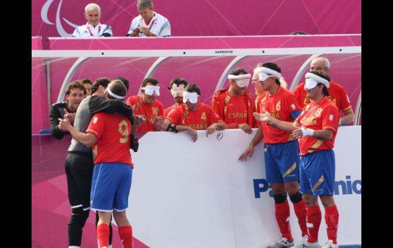 ''La Roja'' paralímpica disputó un partido contra la selección de Gran Bretaña, con quien empató 1-1 (twitter @Paralimpicos) ESPECIAL  /