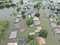 En Braithwaite, Louisiana, cientos de viviendas permanecen sumergidas, ante la inundación provocada por “Isaac”. AP  /