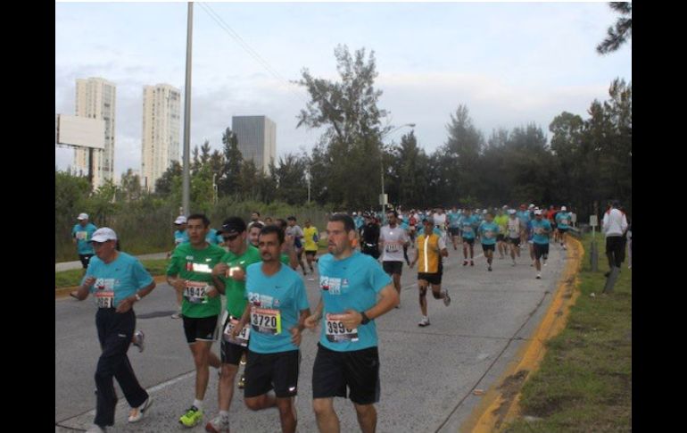 Los corredores se esforzaron durante toda la carrera.  /