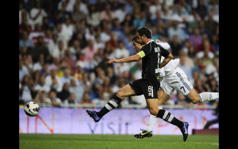 El Real Madrid durante el juego en donde triunfó sobre Granada. AFP  /