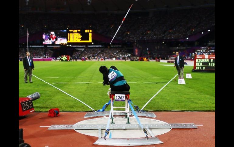 La otra mexicana, Esther Rivera, no logró ubicarse entre las ocho finalistas. EFE  /