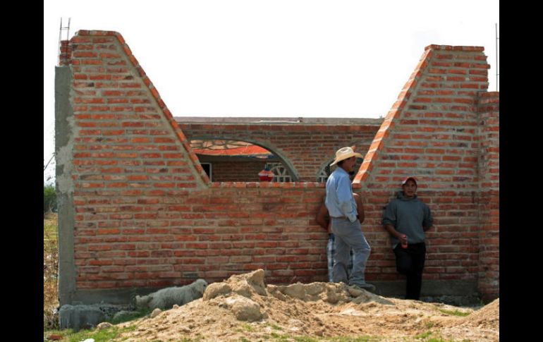 En Tlajomulco hay dos casos detectados de asentamientos irregulares; la Presa de El Ahogado y otro es el Arroyo Seco. ARCHIVO  /