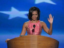 Barack Obama sigue siendo el mismo hombre de quien me enamoré, explicó Michelle en un emotivo discurso. AFP  /