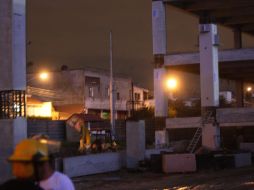 El derrumbe inicio en el segundo piso de la edificación y llegó hasta el sótano.  /