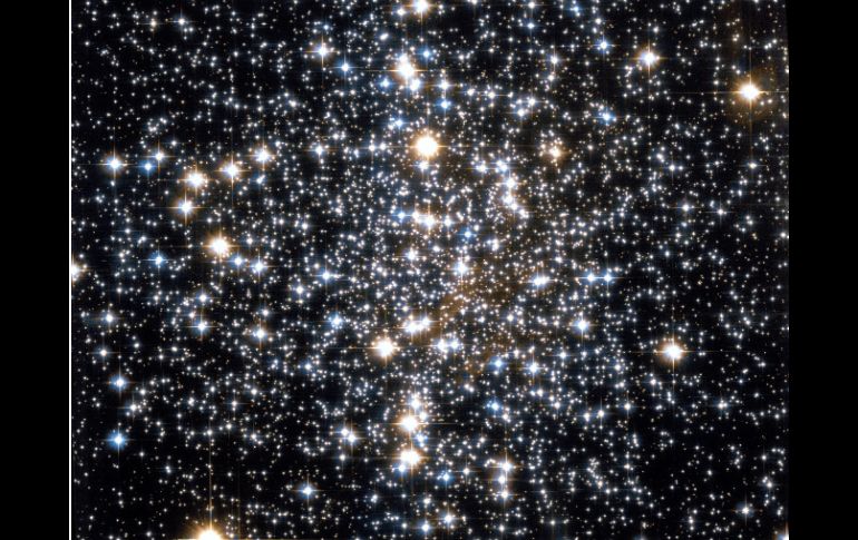 El cúmulo Messier 4 en una imagen tomada por el Hubble. ESPECIAL  /