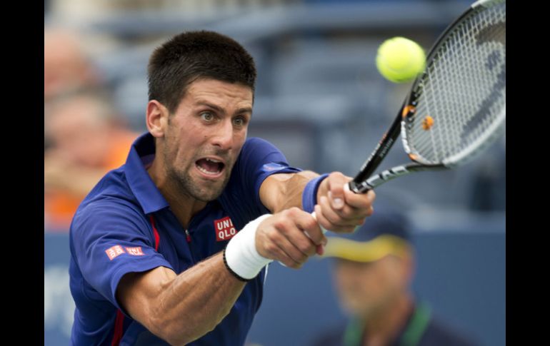 Novak Djokovic sigue peleando por el título en Flushing Meadows. AFP  /