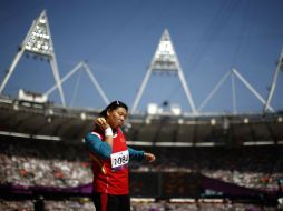 La china Na Mi se prepara para lanzar, durante la competición de atletismo de lo Paralímpicos Londres 2012 . AP  /