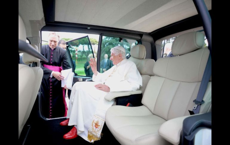 El auto de contaminación cero será utilizado para los traslados del Papa en el Vaticano. NOTIMEX  /