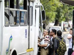 Subrogatario aseguró que hay rutas con 300 ó 400 pasajeros al día, otras con 800, y está el caso de la ruta 380 con mil o más. ARCHIVO  /