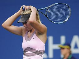 De nueva cuenta María Sharapova se queda en la antesala de una final de Grand Slam. AP  /