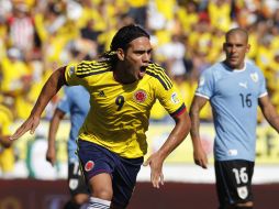 Radamel Falcao fue quien abrió el camino para la victoria colombiana en Barranquilla. REUTERS  /