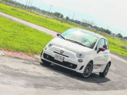 Divertido. La pista es un lugar donde el 500 Abarth se sabe adaptar muy bien y nos entrega lo mejor que ofrece su motor.  /