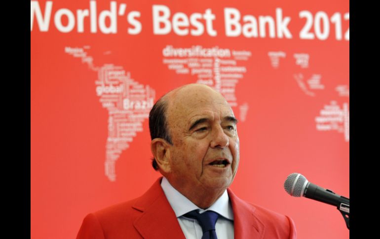 Emilio Botin, presidente de Grupo Santander, en la presentación del nuevo alerón de Ferrari en Monza, Italia. REUTERS  /