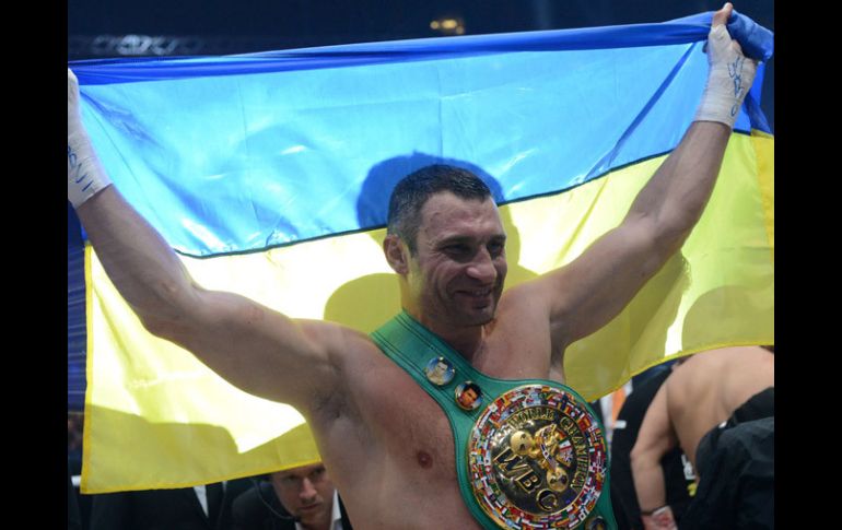 Vitali Klitschko sigue imbatible en la división de los pesados. AFP  /