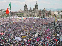 Poder de convocatoria. AMLO volvió a demostrar que su principal músculo político está en el Distrito Federa. EL UNIVERSAL  /