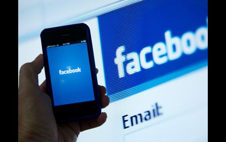 Facebook resultó la red de mayor uso comercial por las empresas con una preferencia del 92%. ARCHIVO  /