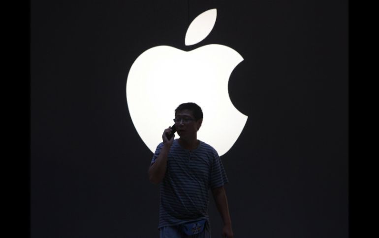 Apple intentará acaparar mañana la atención mediática con el lanzamiento del iPhone 5. REUTERS  /