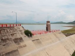 Las reparaciones en las válvulas de la Presa Solís han provocado la saturación en la laguna en Guanajuato.  /