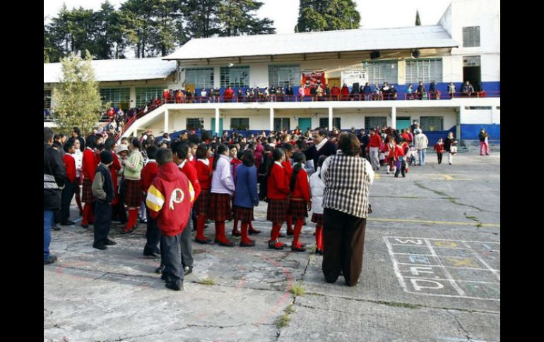 el Ayuntamiento de Tlajomulco exhortó al CAPECE a reforzar sus medidas de seguridad en la construcción de escuelas. ARCHIVO  /