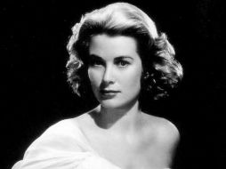 Belleza, porte, imagen y cultura. Ingredientes perfectos de Grace Kelly para atrapar a un príncipe. ARCHIVO  /