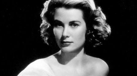 Belleza, porte, imagen y cultura. Ingredientes perfectos de Grace Kelly para atrapar a un príncipe. ARCHIVO  /