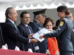 Felipe Calderón en la ceremonia de clausura y apertura de cursos de los planteles del sistema educativo militar. EL UNIVERSAL  /