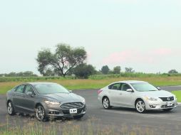 Los más modernos. Ambos coches representan las nuevas caras de cada una de sus marcas.  /