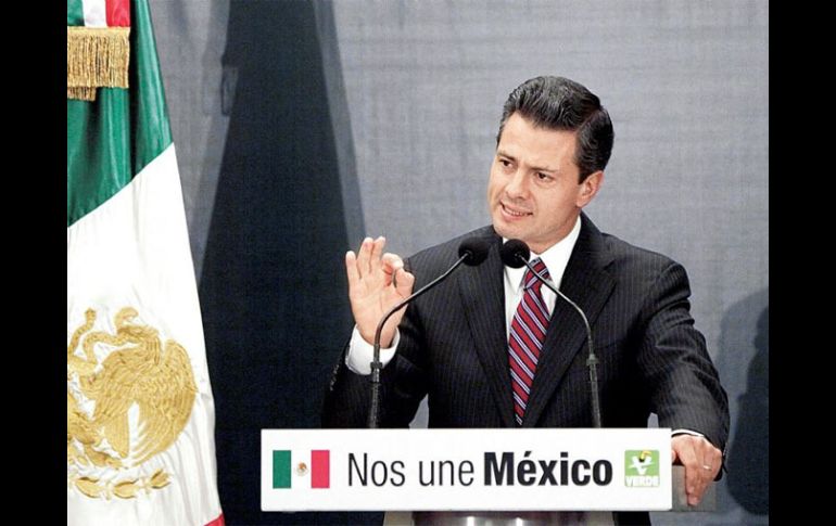 El presidente electo de México, Enrique Peña Nieto, inicia el domingo una gira por América Latina. ARCHIVO  /