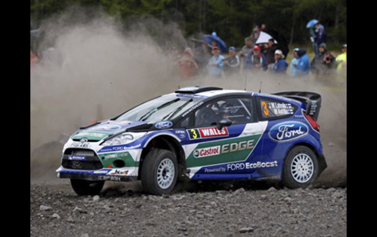 Jari-Matti Latvala comanda luego de dos jornadas en Gales. CORTESÍA www.worldrallypics.com  /