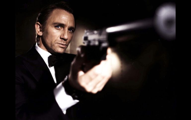 El actual ''James Bond'' (Daniel Craig) protagoniza la nueva cinta ''Skyfall'', que se estrenará el 9 de noviembre. ARCHIVO  /