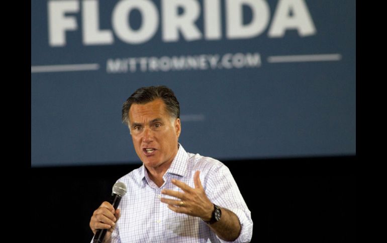 Romney trata de resarcir el daño que videos filtrados causaron a su campaña. AP  /